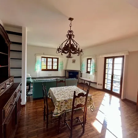 Panorama With Beautiful Private Garden Villa *